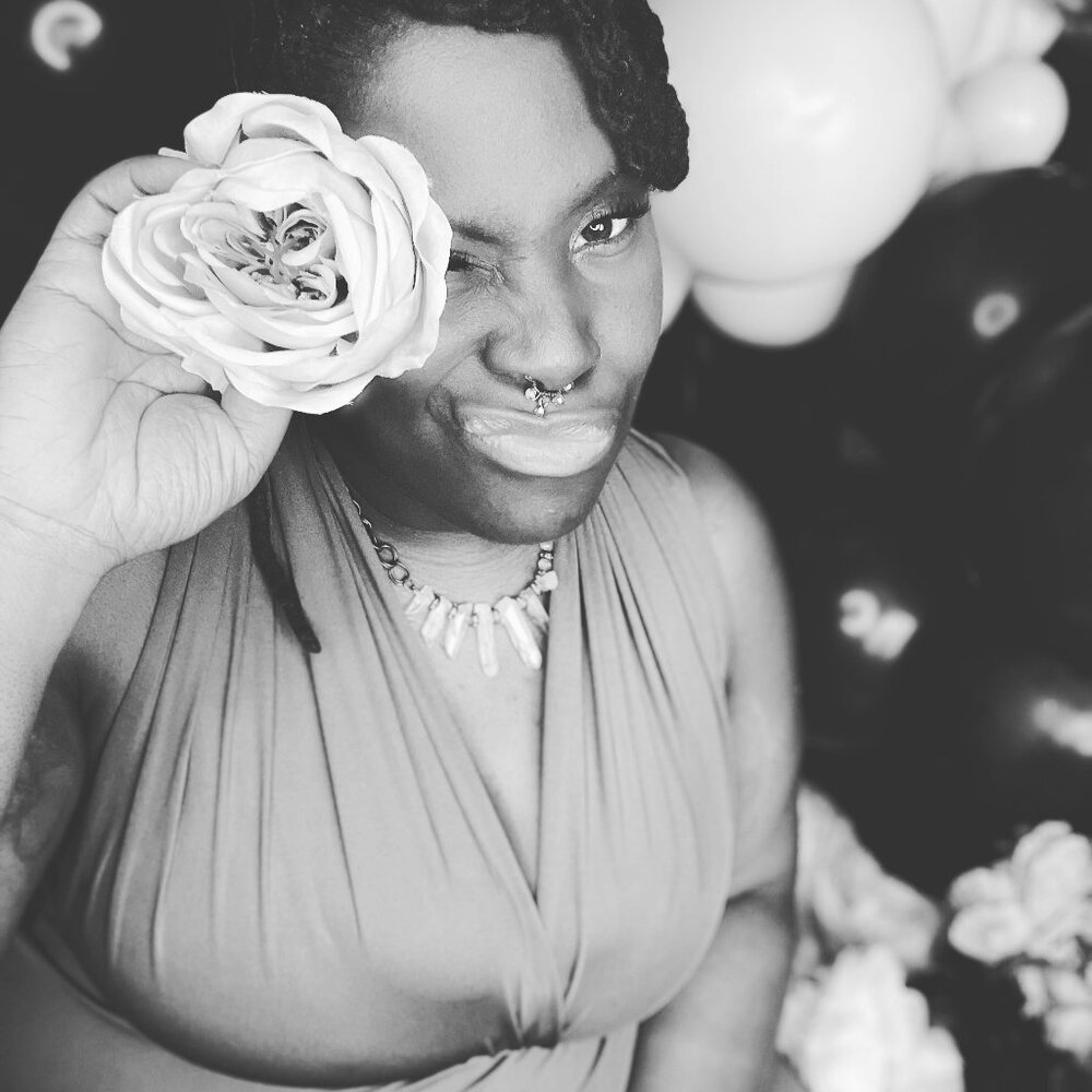 Meet your Posher, Evelyn